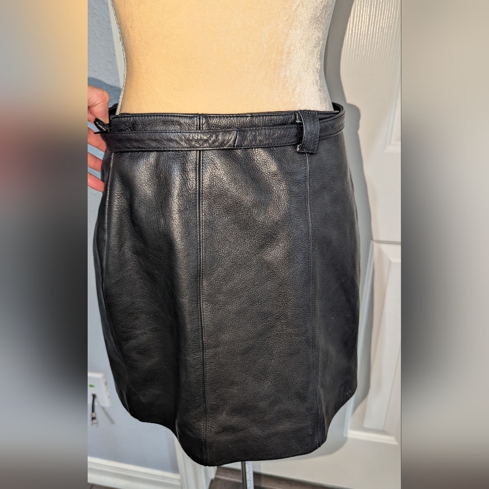 Black Leather Skirt size 12 - Picture 8 of 9